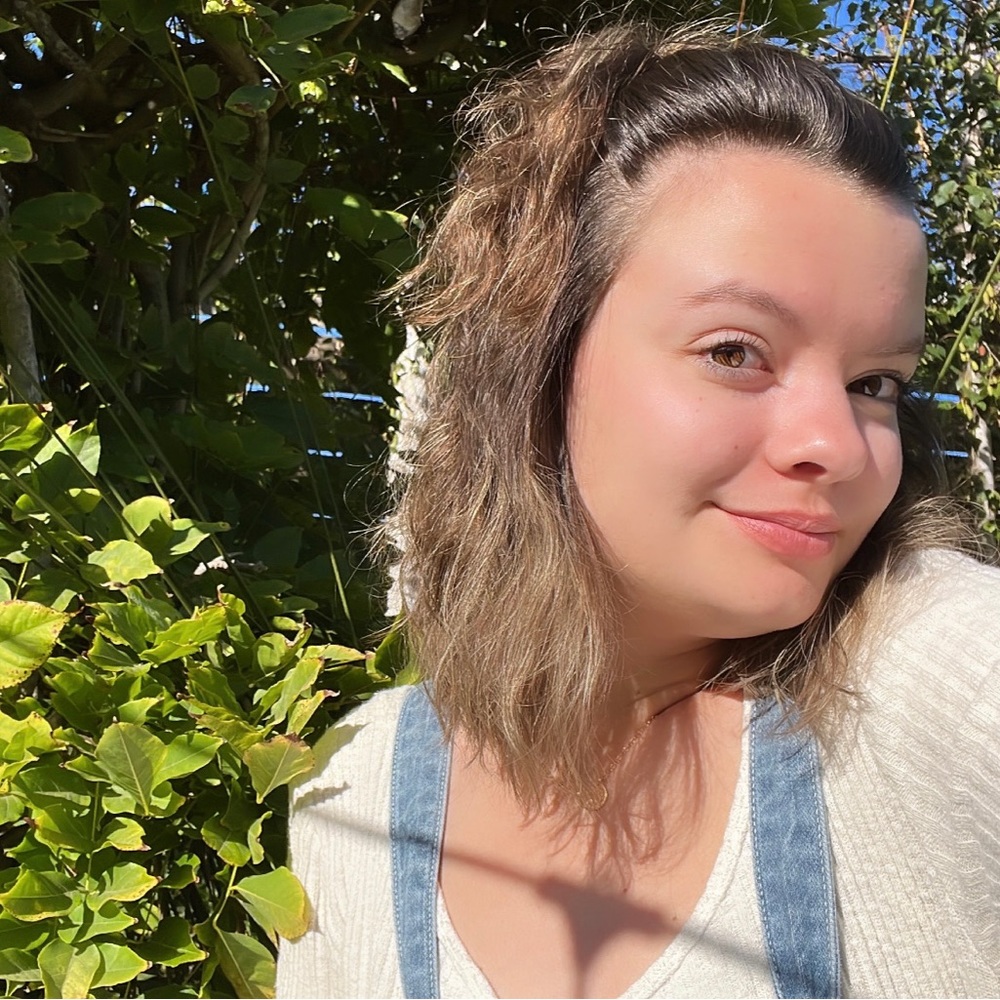 Meet your Posher, Mara